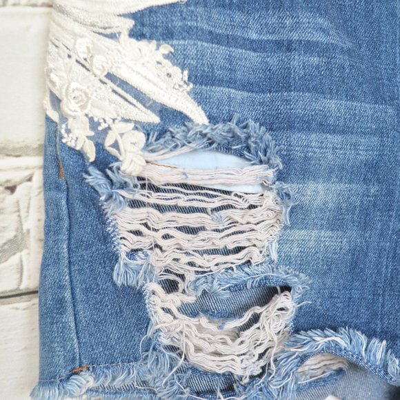 Denim Applique Wings & Lips Made In Japan Shorts - Picture 4 of 4